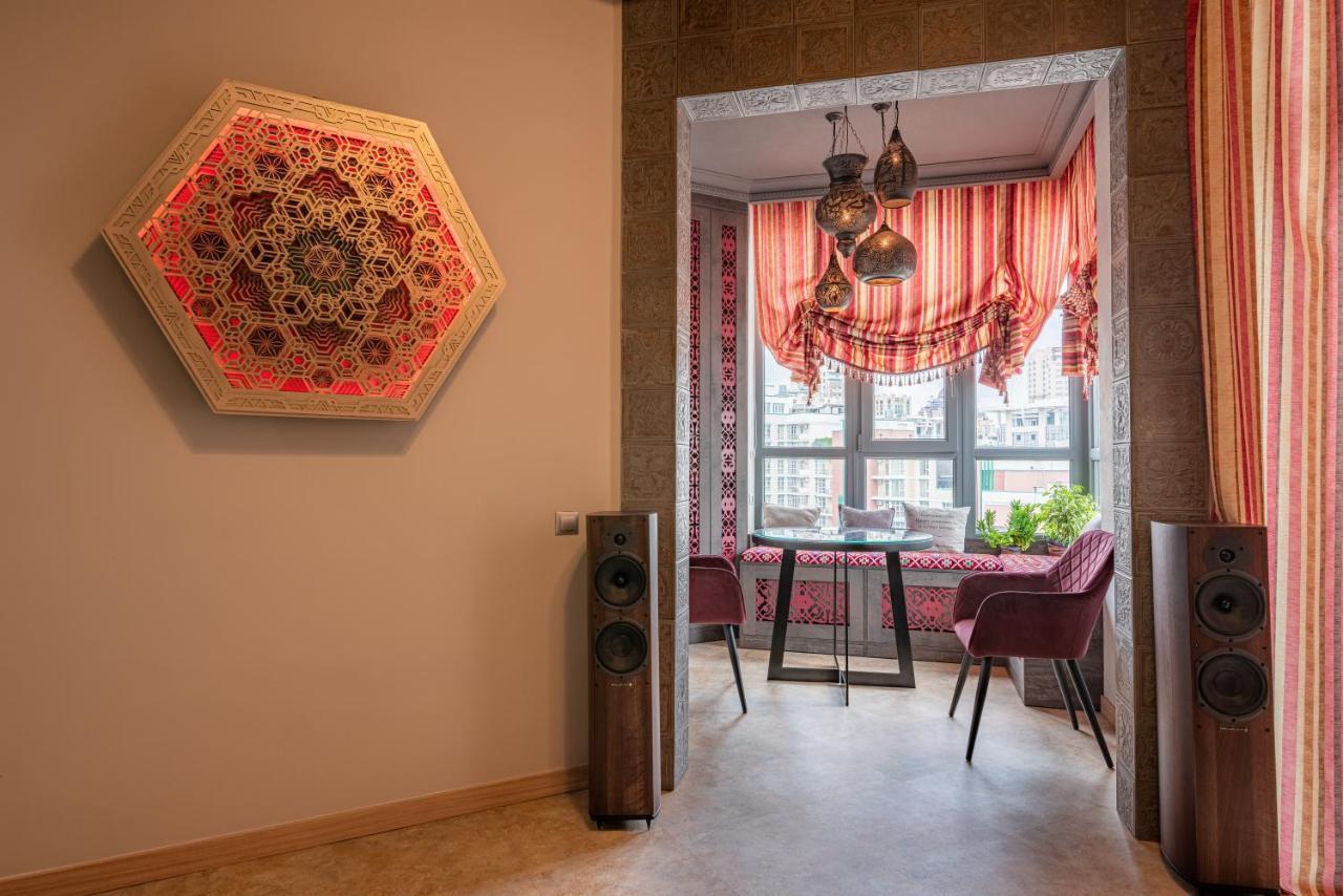 Eco Apartments In French Quarter Kijev Kültér fotó
